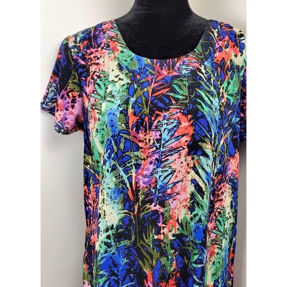 Colorful Leaf Printed Summer Shift Dress - Picture 8 of 8